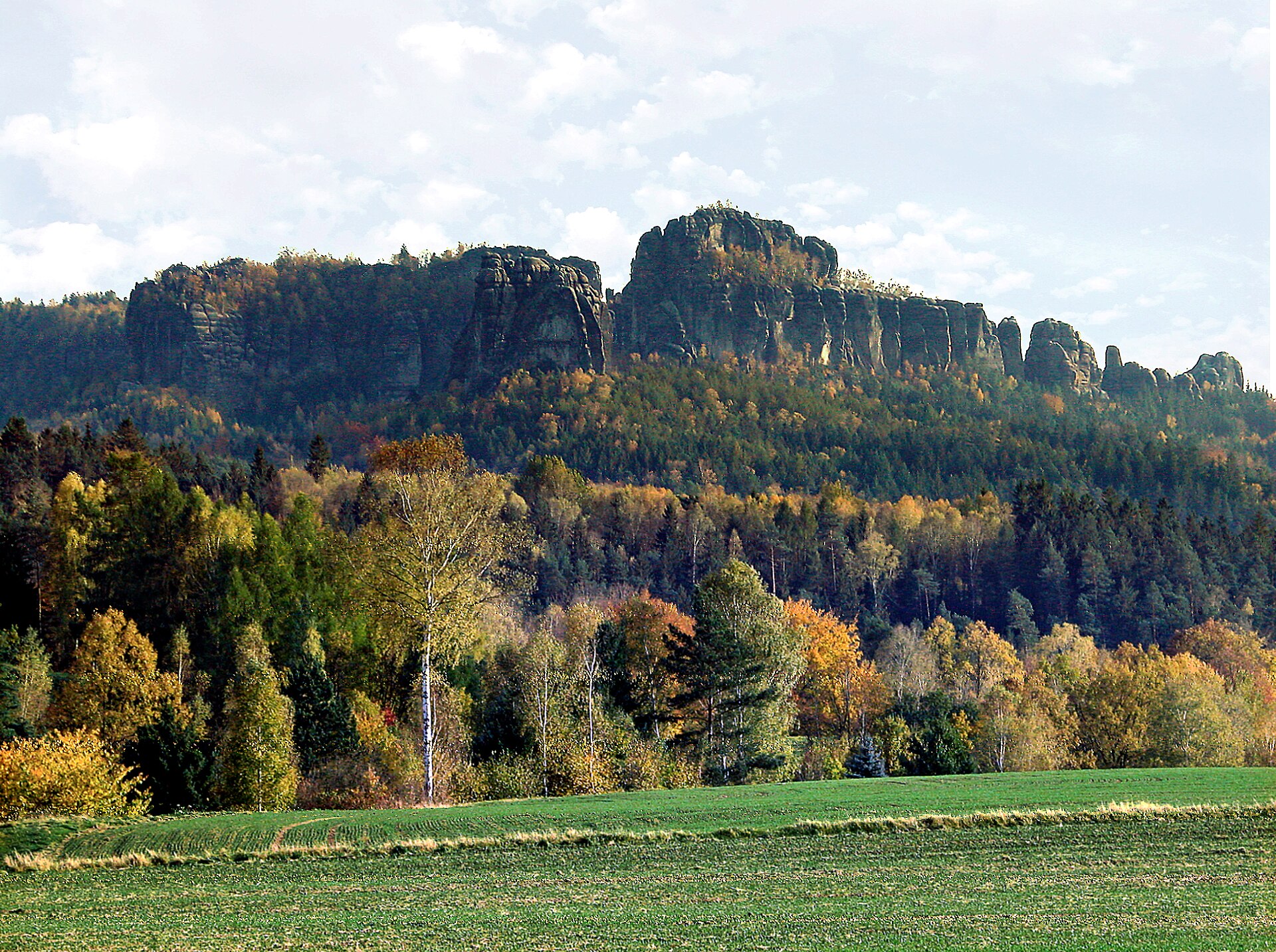 Schrammsteine mit Torstein in der Sächsischen Schweiz
